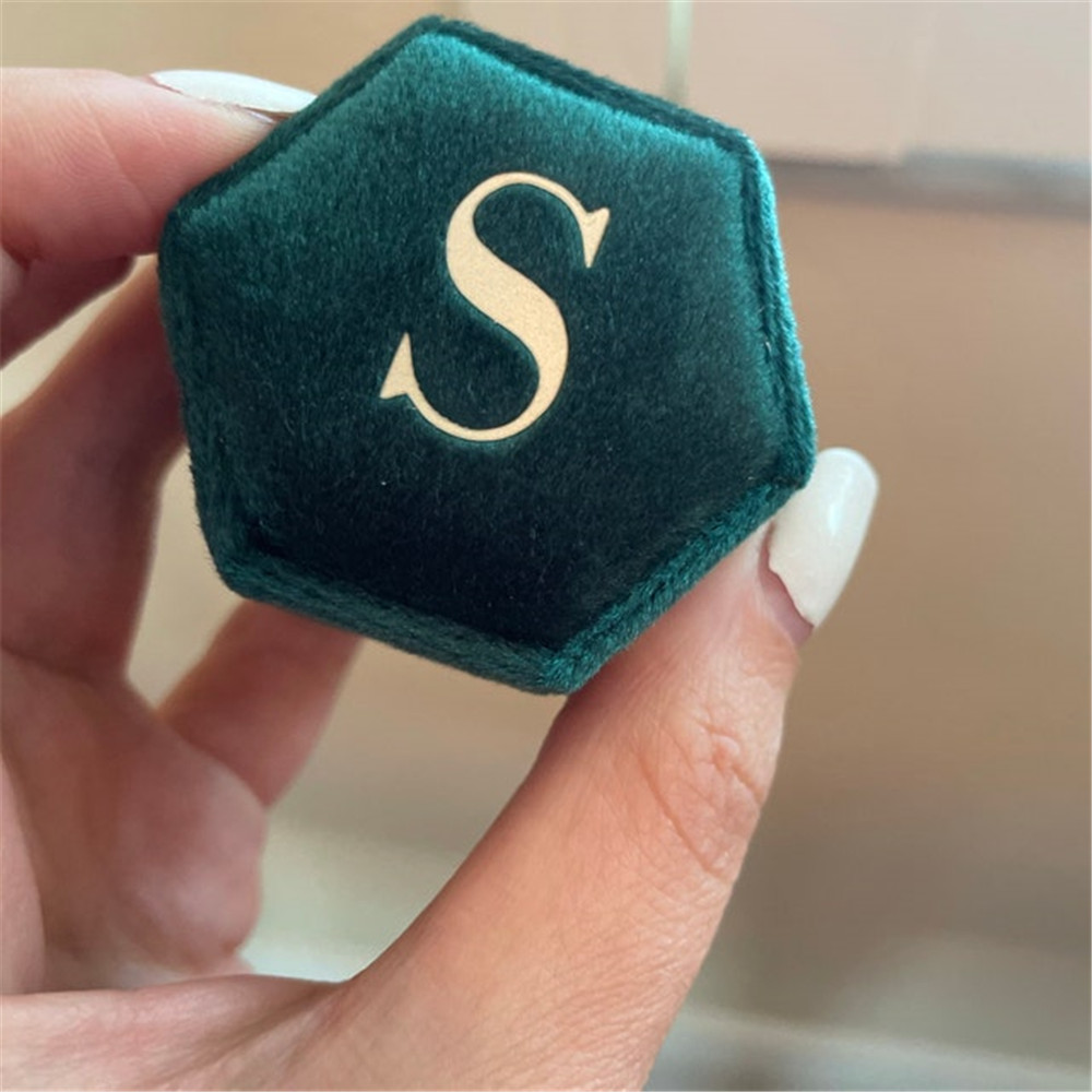 Kotak Cincin Beludru Heksagon  - Monogram Custom Case ulasan dan harga