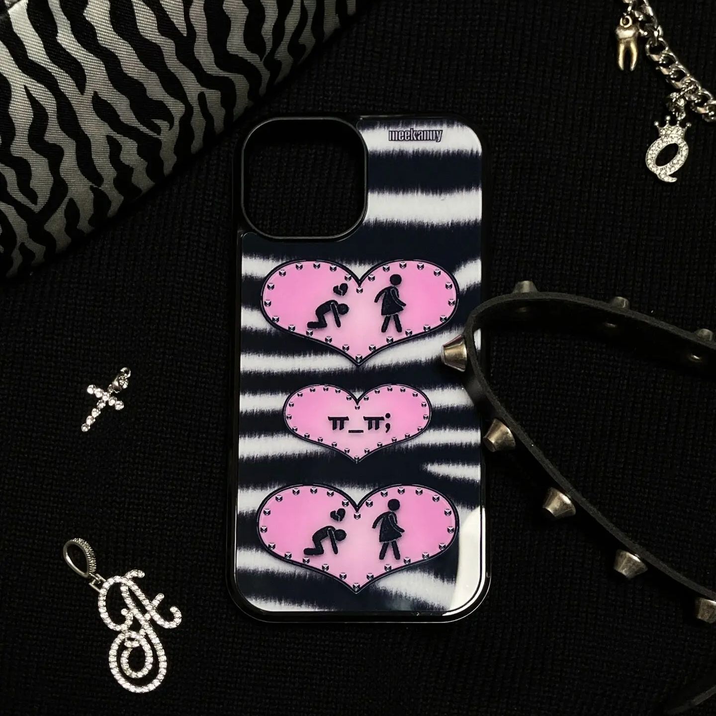 Casing HP Bergaris Hitam dan P - Phone Cases Customized ulasan dan harga