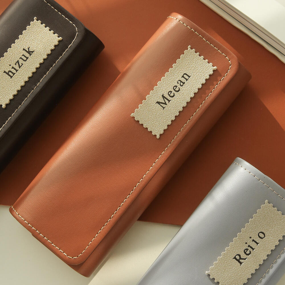 Kotak Kacamata Kulit dengan Na - Monogram Custom Case ulasan dan harga
